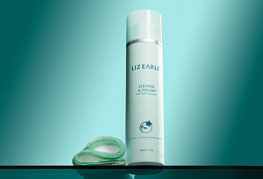Cleanse & Polish™ Hot Cloth Cleanser 100ml on a blue background