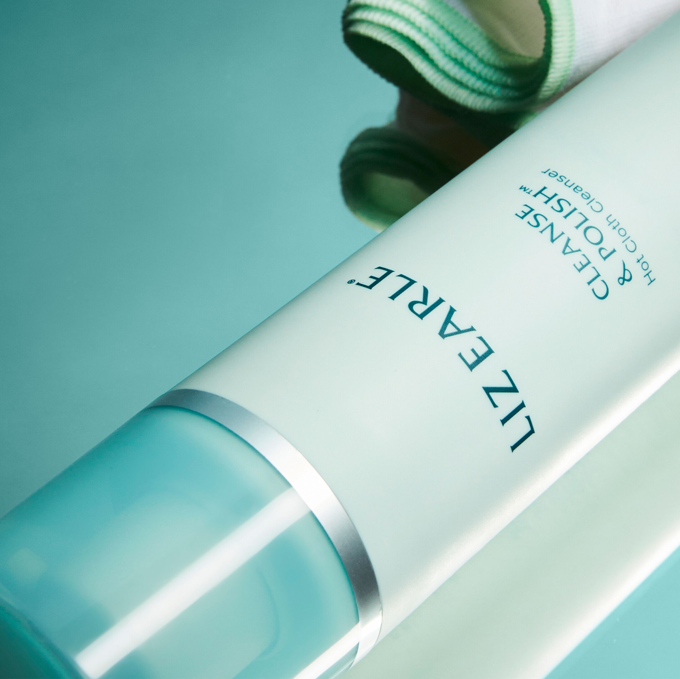 Cleanse & Polish&trade; Hot Cloth Cleanser  large