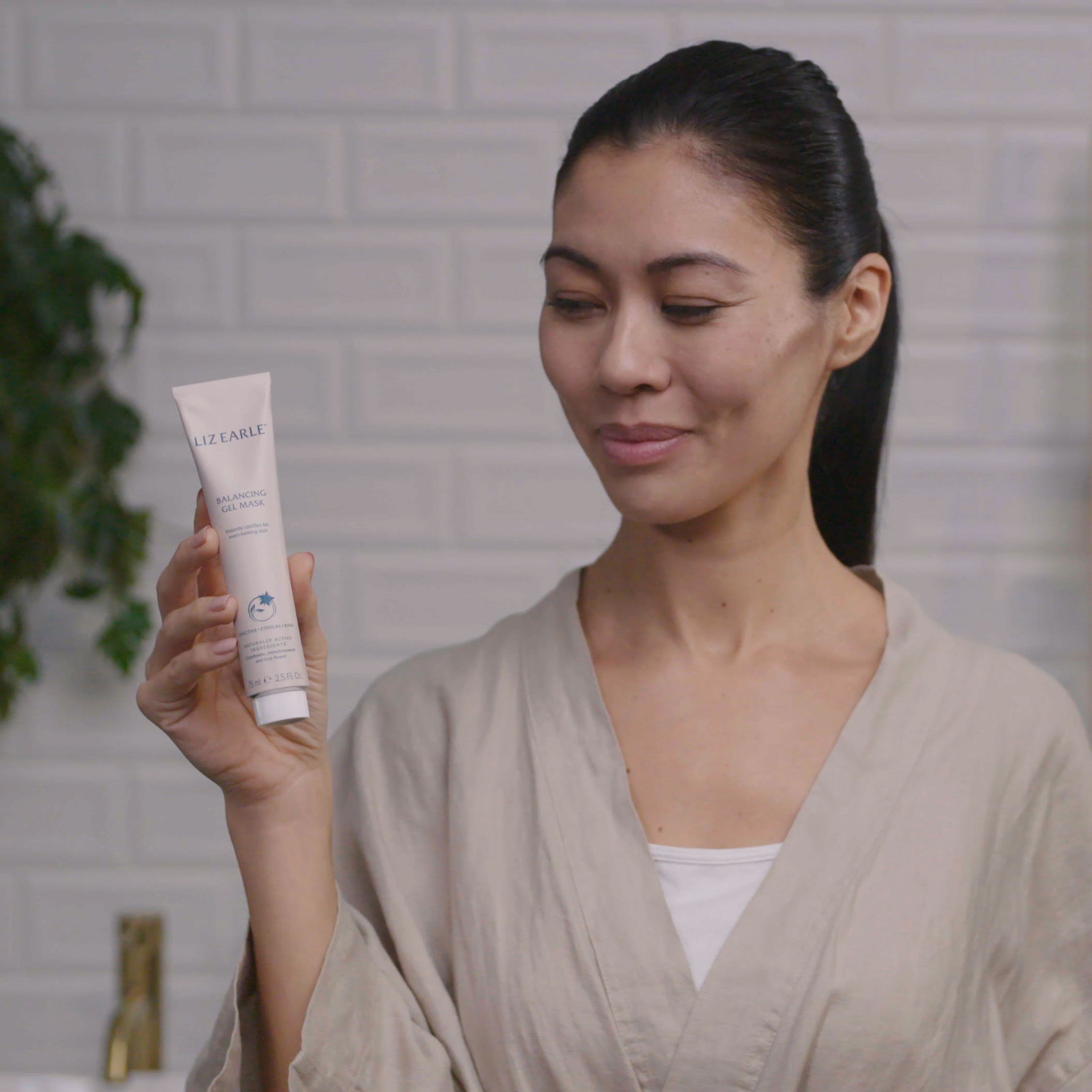 Balancing Gel Mask Liz Earle Beauty Co.