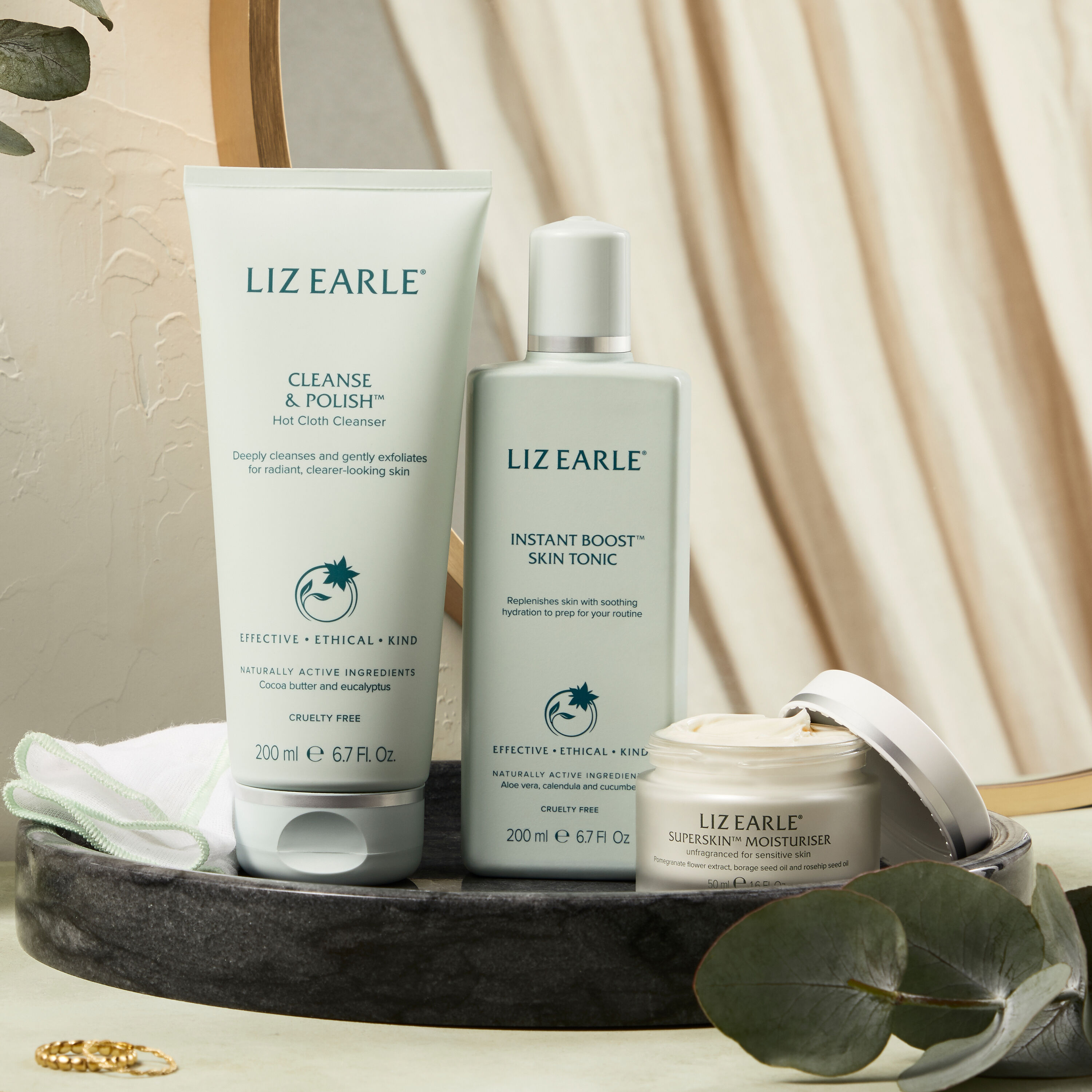 Skincare Routine Hydrating Daily Essentials