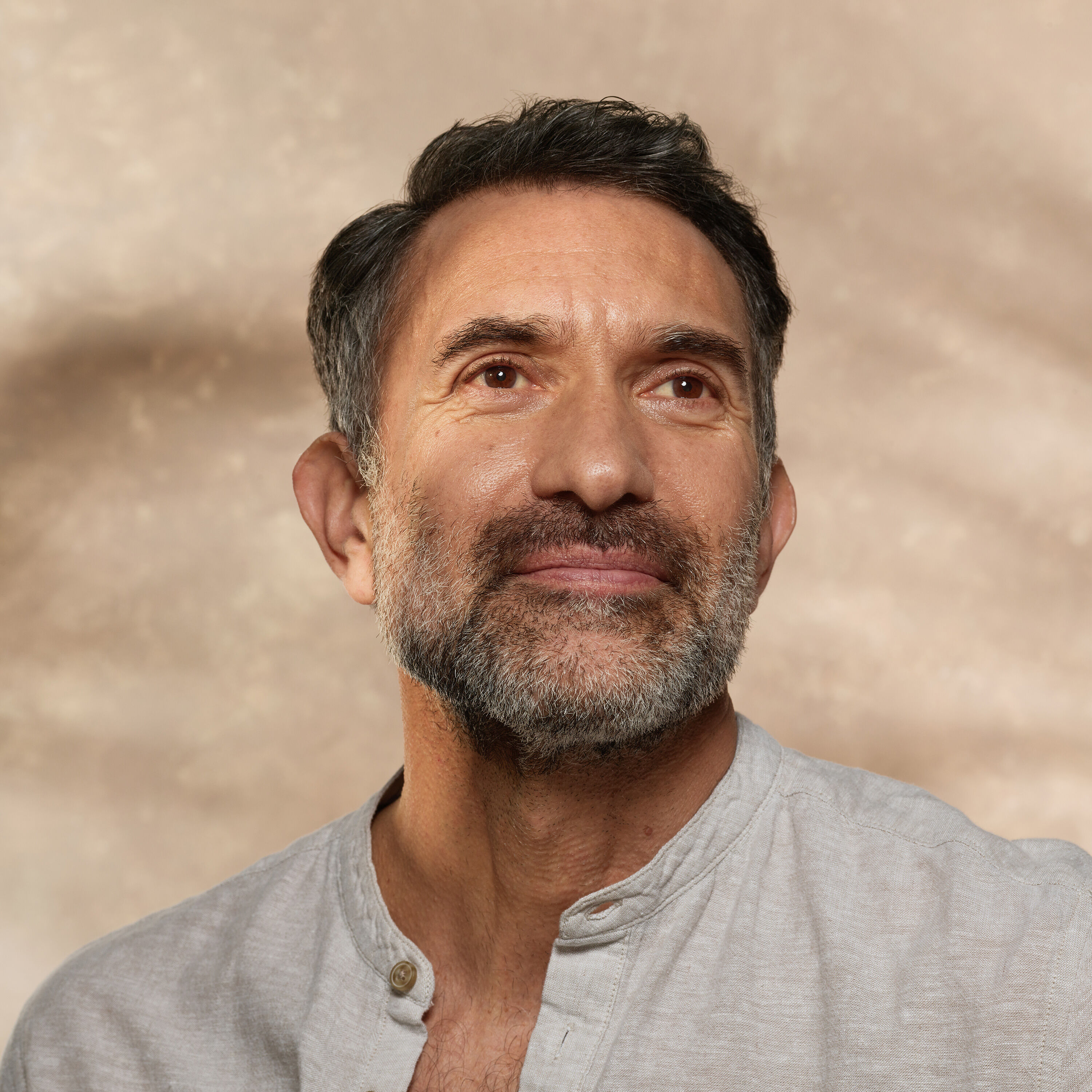 Liz earle mens top