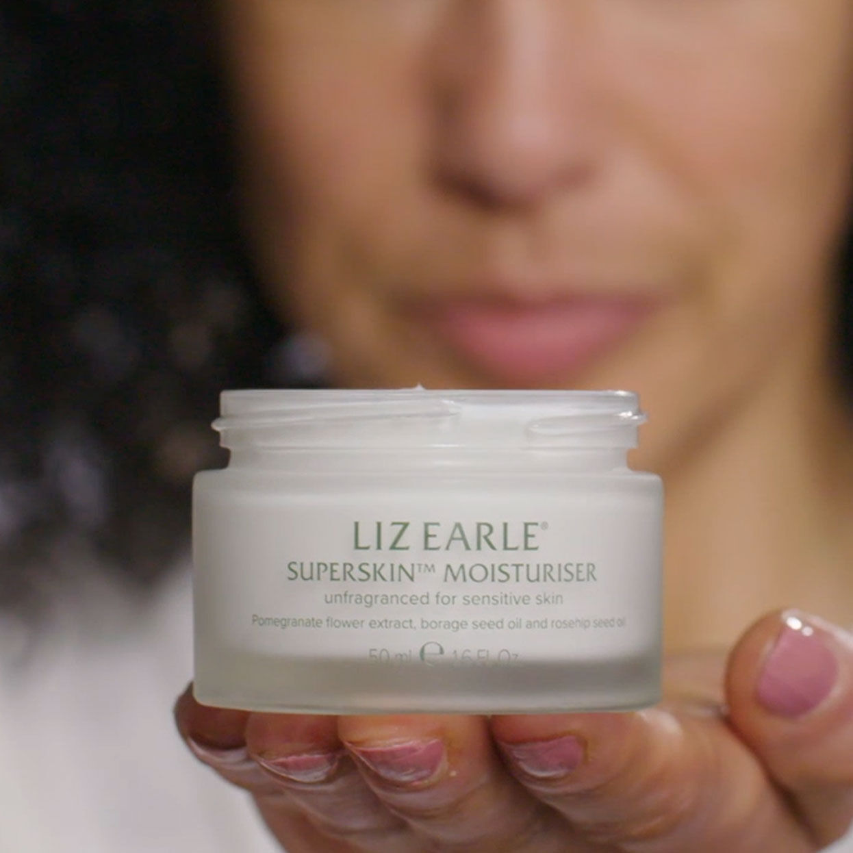 Liz earle online superskin moisturiser