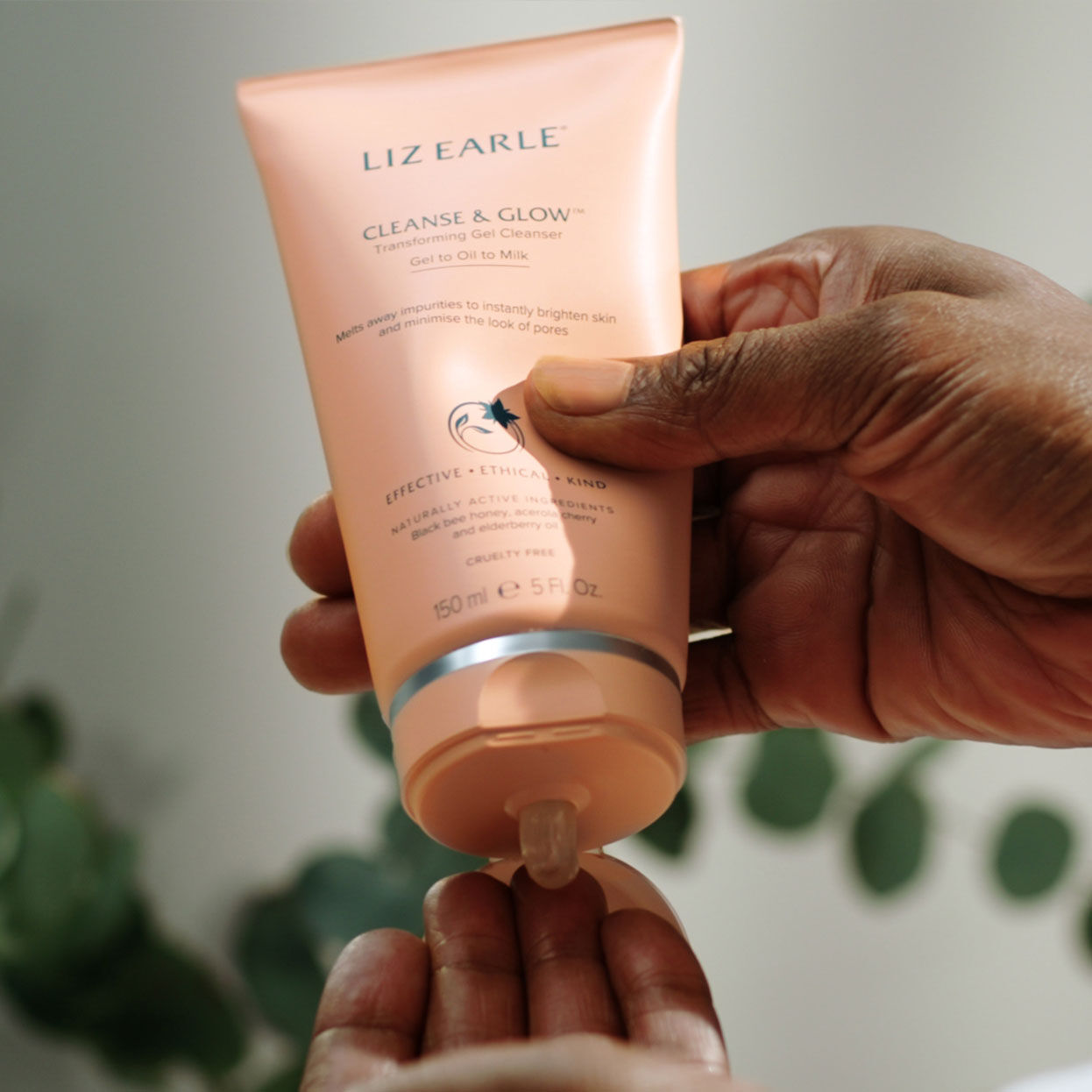 Liz earle discount cleanser