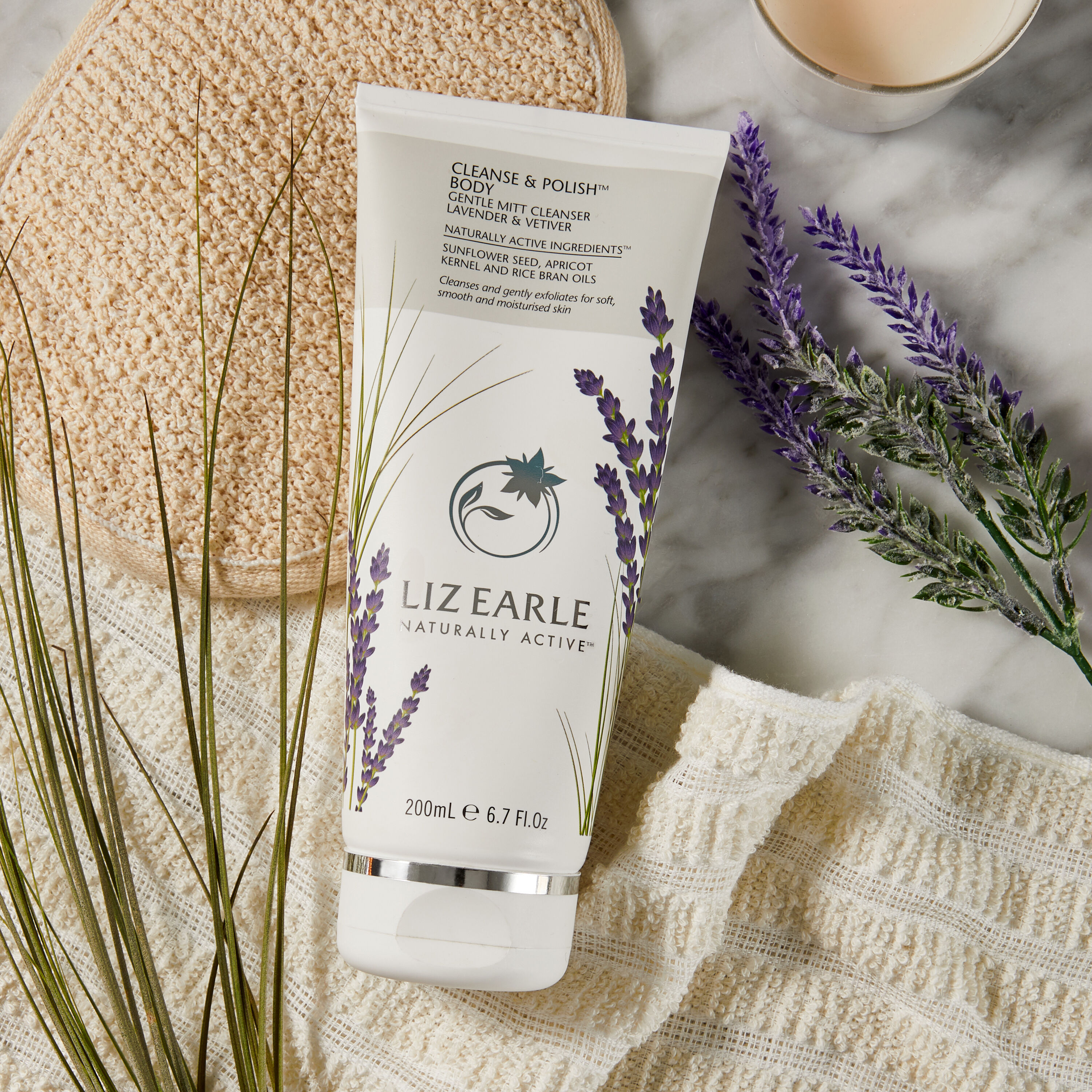 Cleanse & Polish&trade; Body Gentle Mitt Cleanser Lavender & Vetiver  large