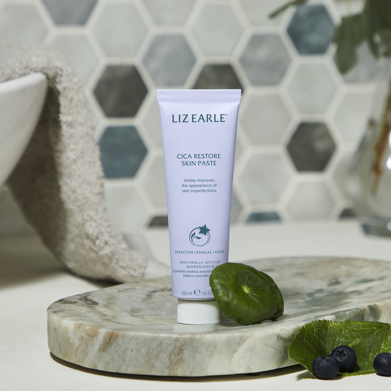 Wake Up Restored 85% saw a visible improvement in the tone and texture of their skin.*