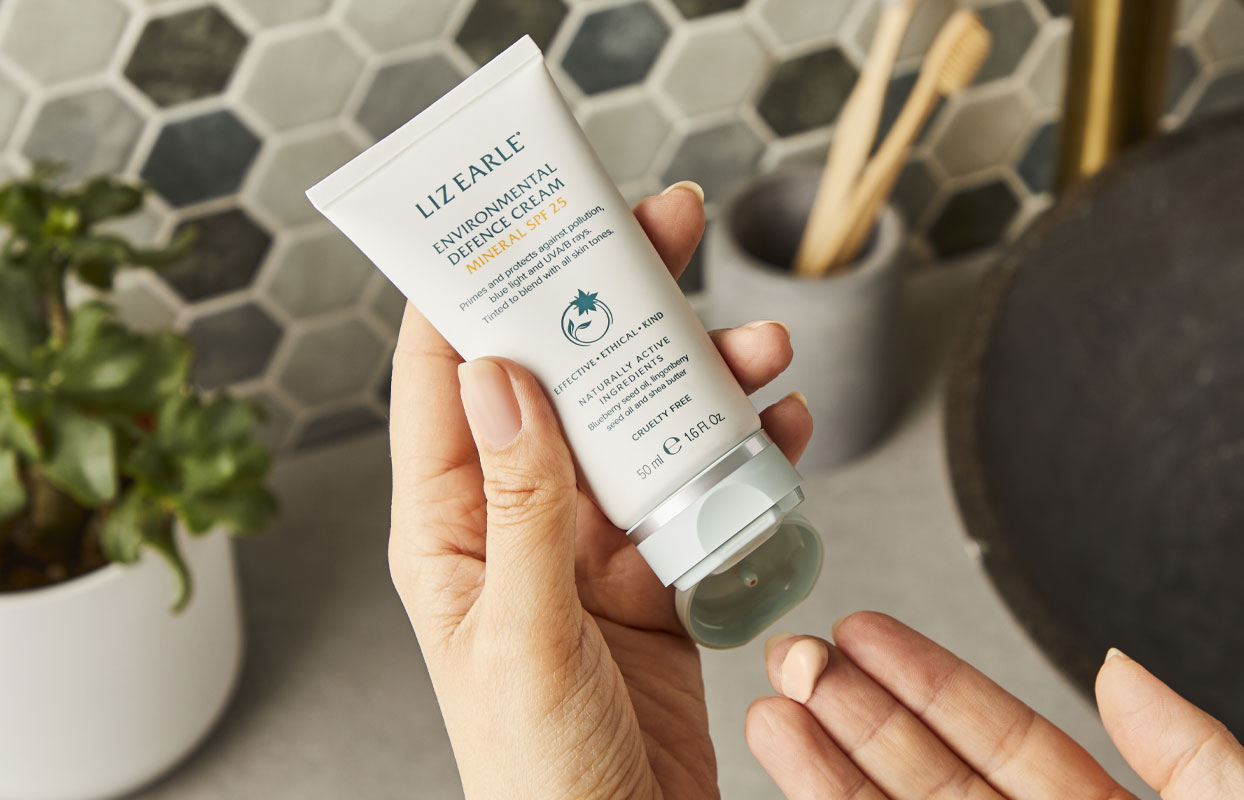 Environmental Defence Cream SPF 25 Environmental Defence Cream SPF 25