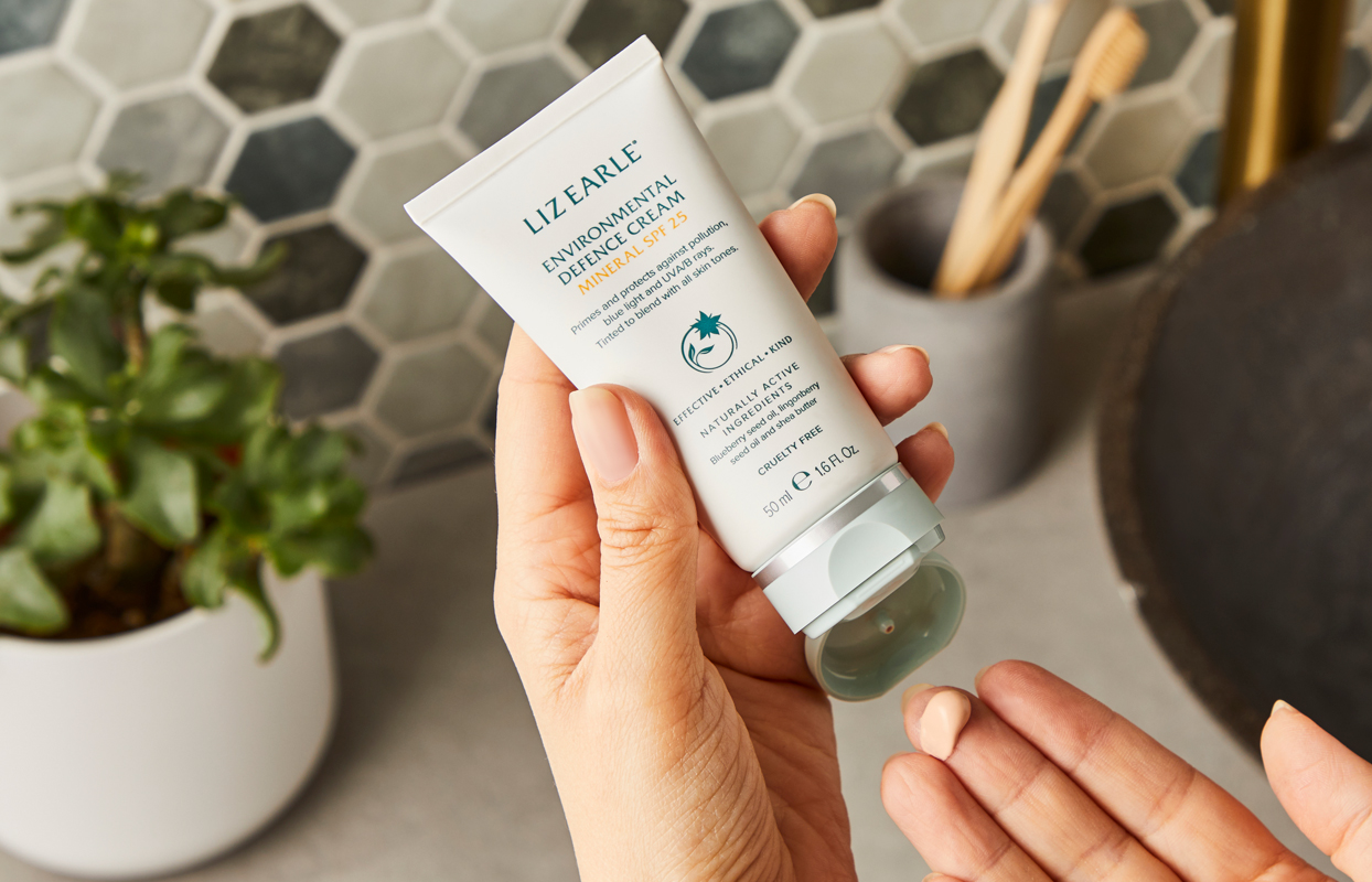 Environmental Defence Cream SPF 25 Environmental Defence Cream SPF 25